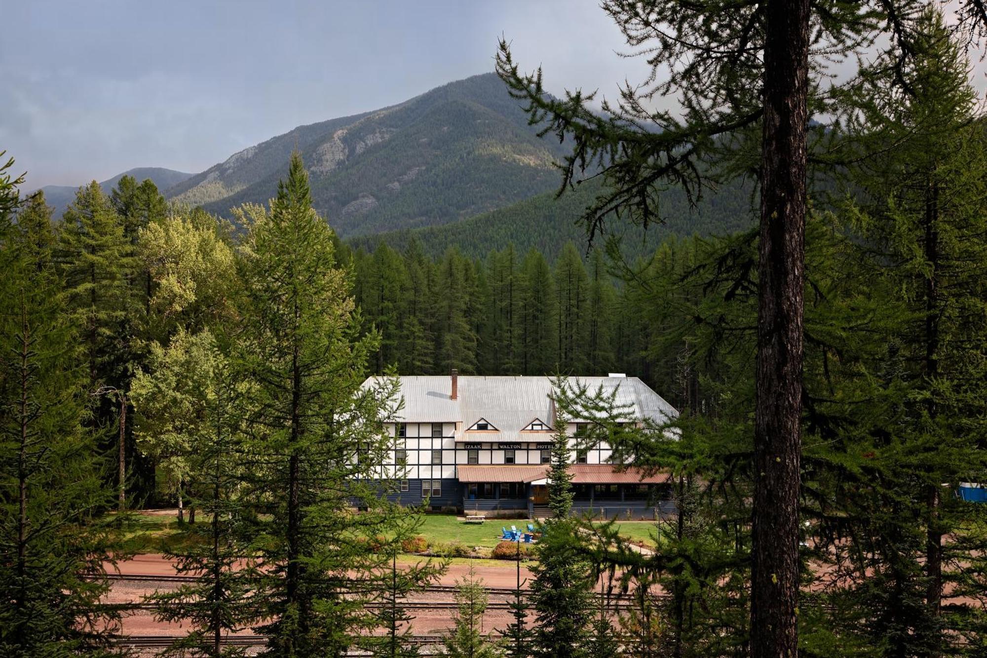 Loge Glacier National Park Essex Exterior photo